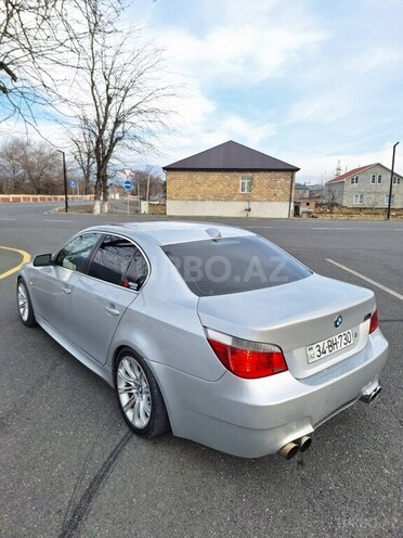 BMW 530 2005, 400,000 km - 3.0 l - Zaqatala