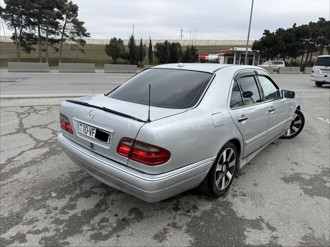 Mercedes E 230 1996, 410,000 km - 2.3 l - Bakı