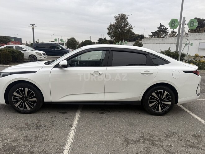 Changan Qiyuan A05 2025, 24,000 km - 1.5 l - Bakı