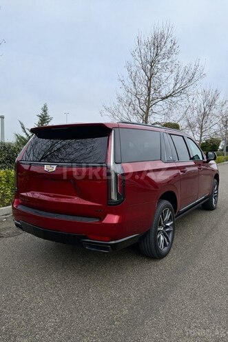 Cadillac Escalade-6