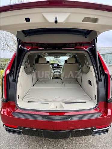 Cadillac Escalade-11