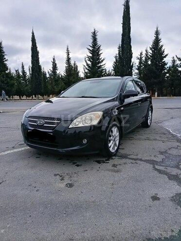 Kia Ceed 2007, 302,000 km - 1.6 л - Zaqatala