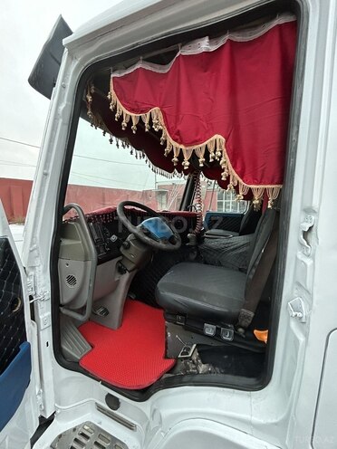 HOWO Sinotruk-13