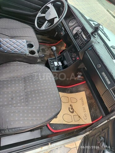 LADA (VAZ) 2107 2003, 25,000 km - 1.6 l - Şirvan