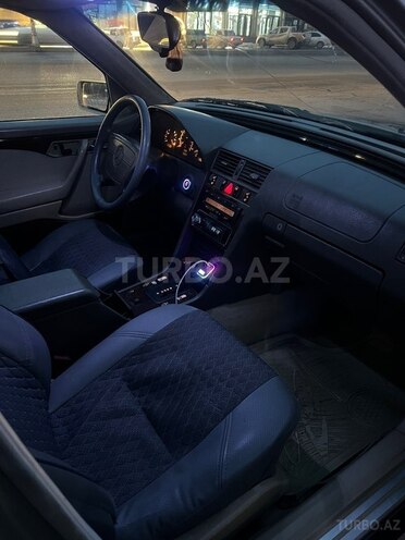 Mercedes C 220 1996, 455,000 km - 2.2 л - Quba
