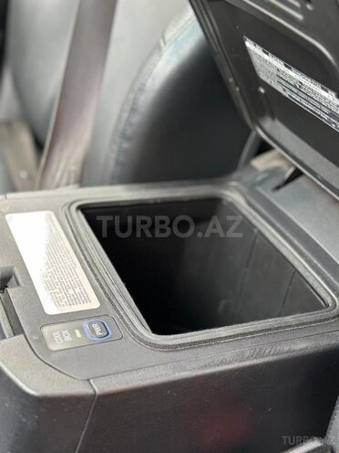 Toyota Land Cruiser Prado 2013, 211,000 km - 2.7 л - Bakı