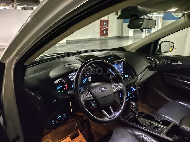 Ford Escape 2019, 240,000 km - 1.5 l - Bakı