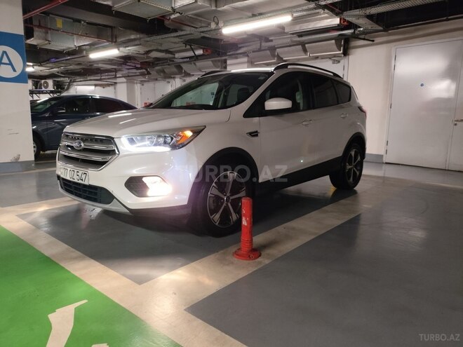 Ford Escape 2019, 240,000 km - 1.5 l - Bakı