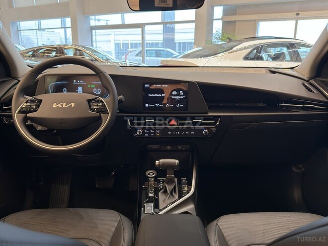Kia Niro-12