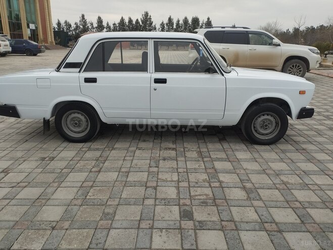LADA (VAZ) 2107 2009, 358,000 km - 1.6 l - Şirvan