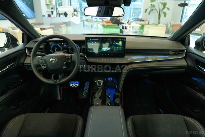 Toyota Camry-6