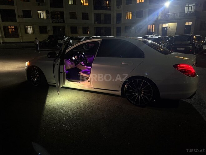 Mercedes C 300 2015, 210,000 km - 2.0 л - Bakı