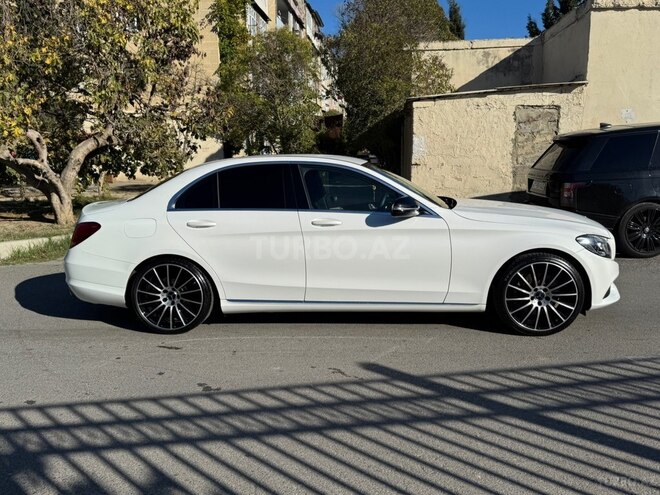Mercedes C 300 2015, 210,000 km - 2.0 л - Bakı