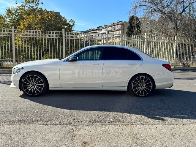 Mercedes C 300 2015, 210,000 km - 2.0 л - Bakı