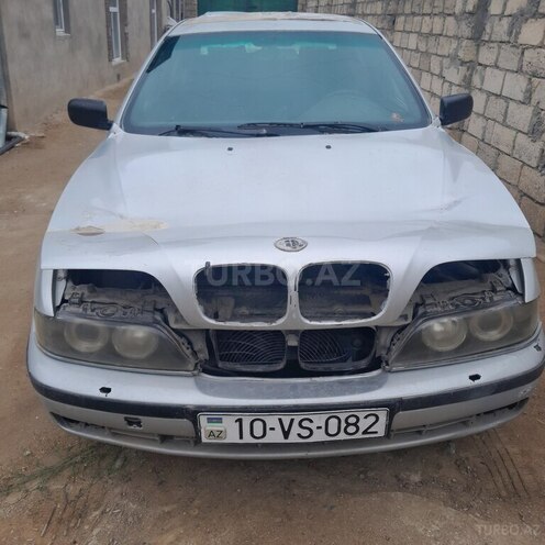 BMW 523-1