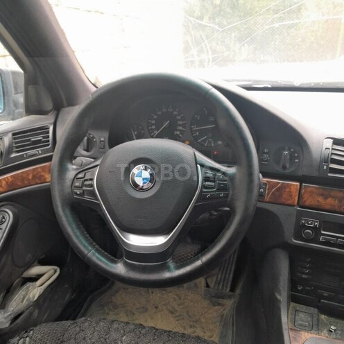 BMW 523-3