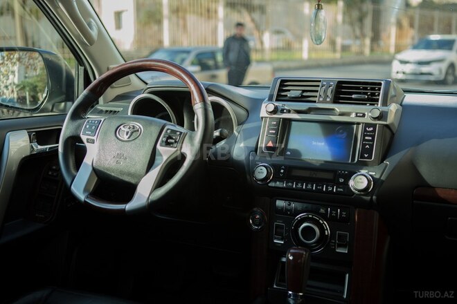 Toyota Land Cruiser Prado 2014, 325,026 km - 3.0 l - Bakı