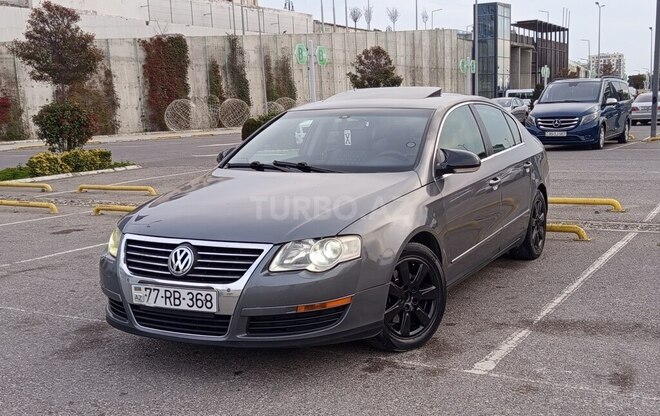 Volkswagen Passat 2006, 323,000 km - 2.0 l - Bakı