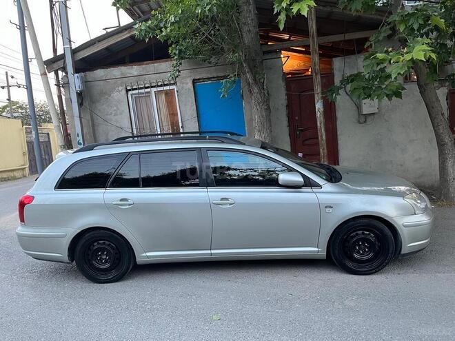 Toyota Avensis 2004, 330,000 km - 2.0 l - Bakı