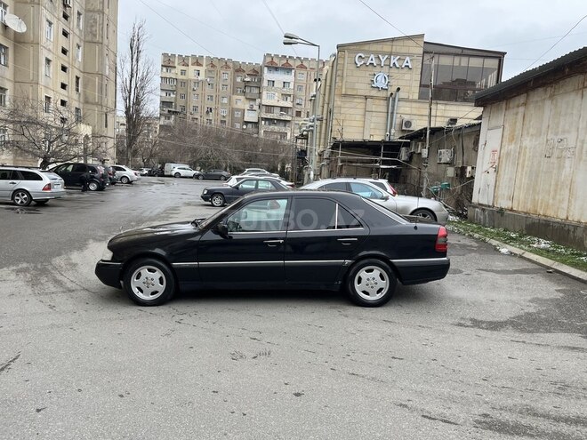Mercedes C 220 1994, 331,000 km - 2.2 л - Bakı