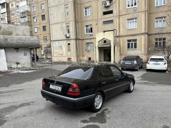 Mercedes C 220 1994, 331,000 km - 2.2 л - Bakı