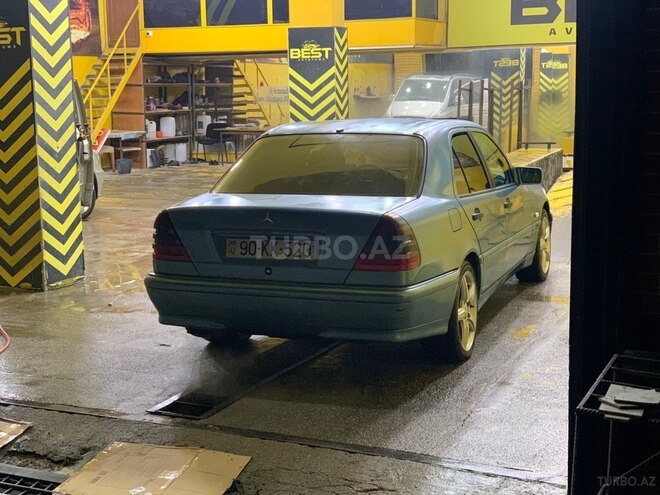 Mercedes C 240 1998, 256,349 km - 2.4 л - Bakı