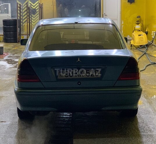 Mercedes C 240 1998, 256,349 km - 2.4 л - Bakı
