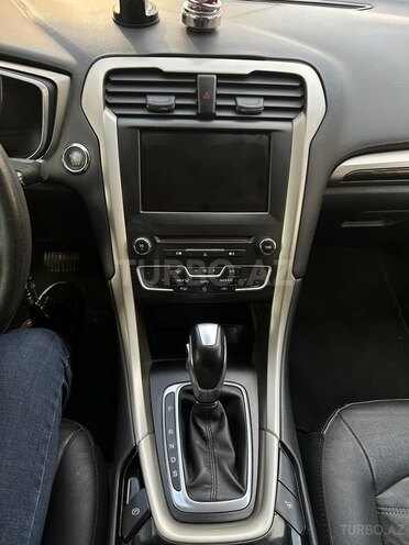 Ford Fusion (North America) 2016, 195,000 km - 1.5 л - Bakı