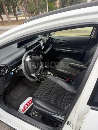Toyota Aqua 2016, 300,000 km - 1.5 l - Mingəçevir
