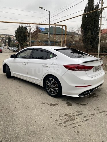 Hyundai Elantra 2016, 177,000 km - 1.6 л - Bakı