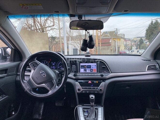 Hyundai Elantra 2016, 177,000 km - 1.6 л - Bakı