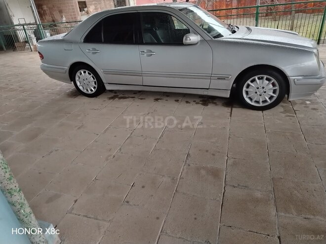 Mercedes E 220 1999, 363,042 km - 2.2 l - Şirvan
