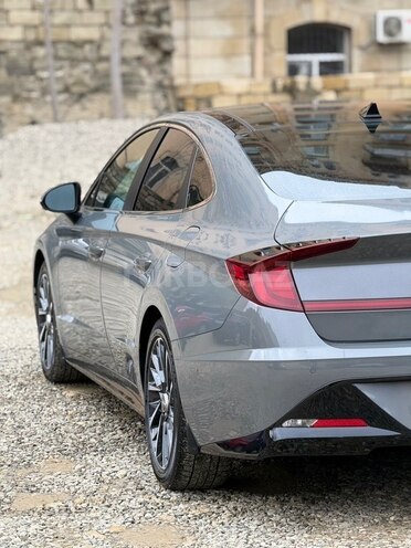 Hyundai Sonata-9