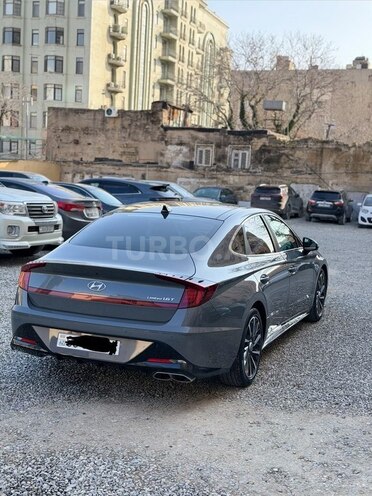 Hyundai Sonata-11
