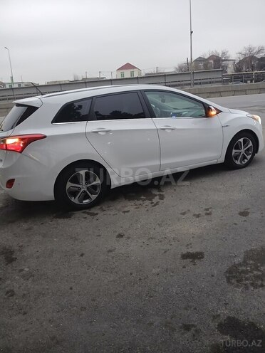 Hyundai i30 2015, 296,000 km - 1.6 l - Bakı