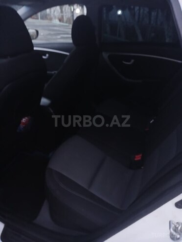 Hyundai i30 2015, 296,000 km - 1.6 l - Bakı