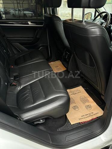 Volkswagen Touareg 2014, 145,200 km - 3.6 l - Bakı