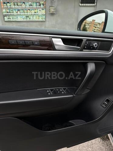 Volkswagen Touareg 2014, 145,200 km - 3.6 l - Bakı