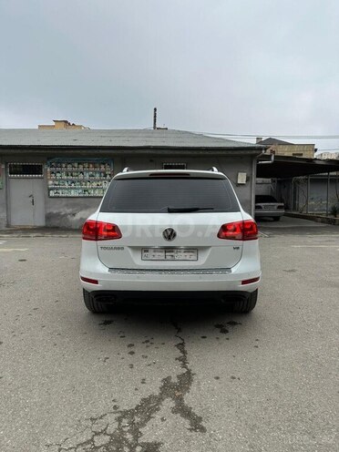 Volkswagen Touareg 2014, 145,200 km - 3.6 l - Bakı