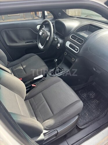 MG 3 2012, 180,000 km - 1.5 l - Bakı