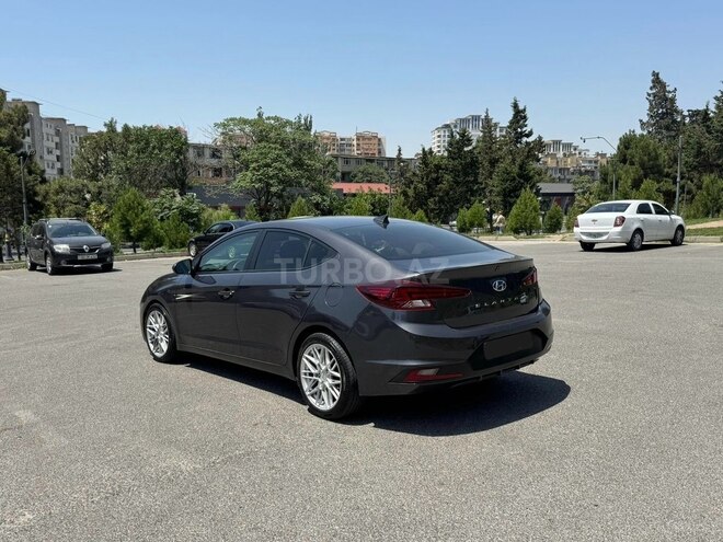Hyundai Elantra 2020, 115,000 km - 2.0 l - Bakı