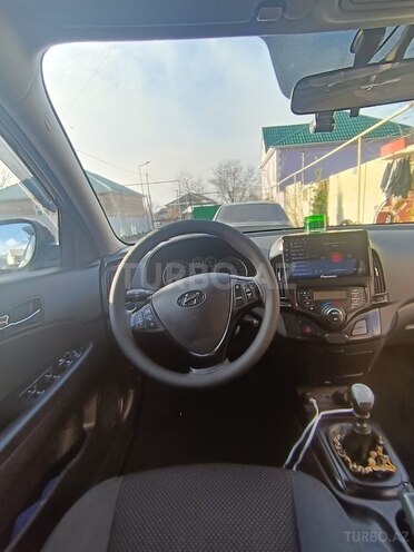 Hyundai i30 2009, 257,000 km - 1.6 л - Qəbələ