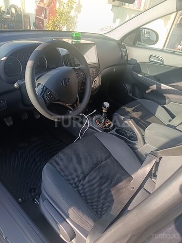 Hyundai i30 2009, 257,000 km - 1.6 л - Qəbələ