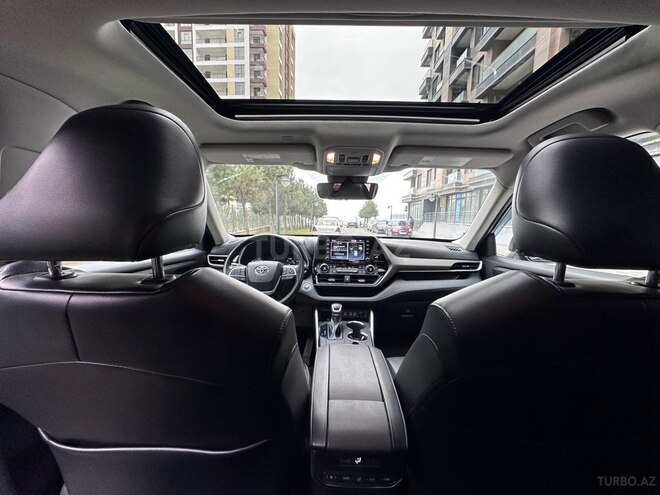 Toyota Highlander 2022, 58,000 km - 2.5 l - Bakı