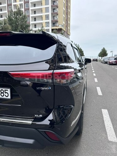 Toyota Highlander 2022, 58,000 km - 2.5 l - Bakı