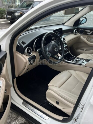 Mercedes GLC 300 2018, 199,700 km - 2.0 л - Bakı