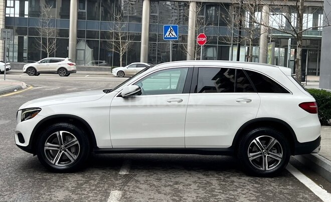 Mercedes GLC 300 2018, 199,700 km - 2.0 л - Bakı