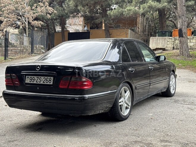 Mercedes E 240 1999, 300,000 km - 2.4 l - Bakı