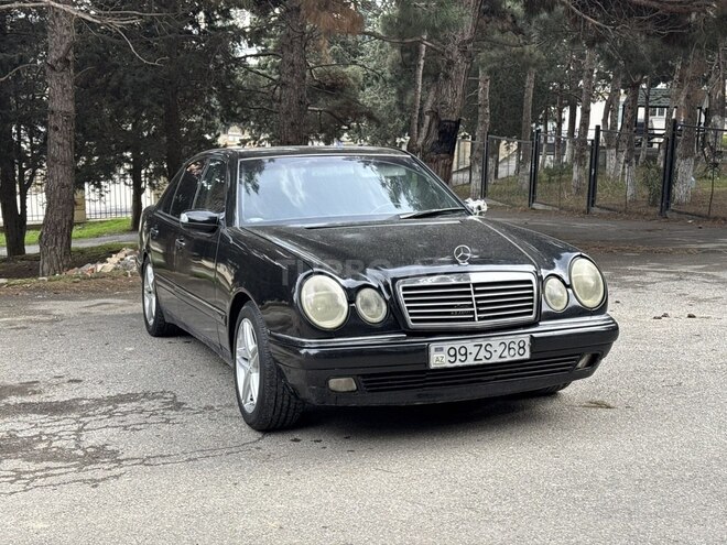 Mercedes E 240 1999, 300,000 km - 2.4 l - Bakı
