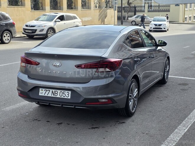 Hyundai Elantra 2019, 127,000 km - 2.0 л - Bakı